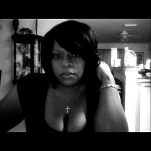 Meet your Posher, Kendra